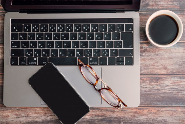 ②【デスク・チェア】大学生の必需品！