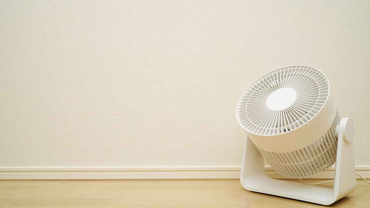 ①【サーキュレーター】夏も冬も空気循環に使える一級品