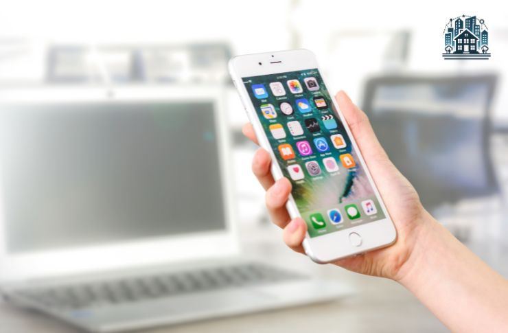 内見にまず必要な持ち物②：スマートフォン