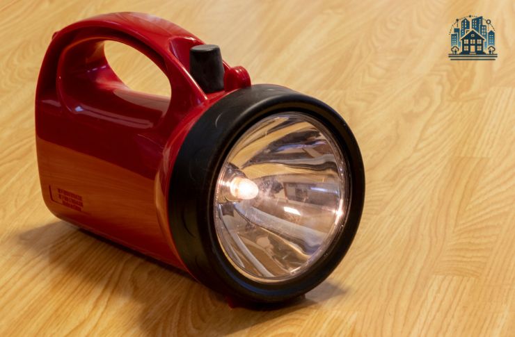 内見にまず必要な持ち物④：スリッパ・懐中電灯